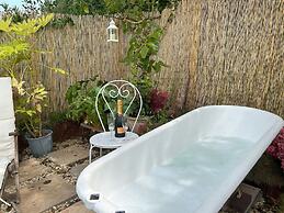 Coombe Valley Shepherd's Hut