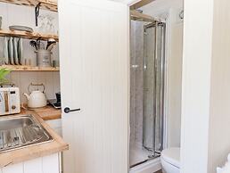 Coombe Valley Shepherd's Hut