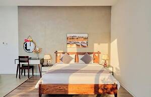 Charm Champion Villa Hoian