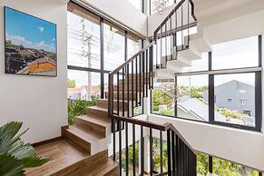 Charm Champion Villa Hoian