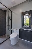 Charm Champion Villa Hoian