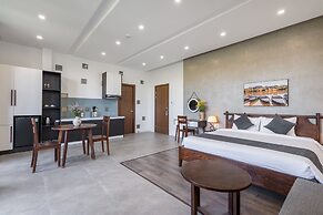 Charm Champion Villa Hoian