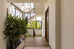 Charm Champion Villa Hoian