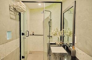 Charm Champion Villa Hoian