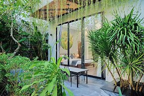 Charm Champion Villa Hoian