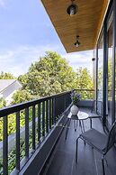 Charm Champion Villa Hoian