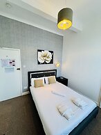 Carlton Courth Hotel Eastbourne