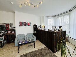 Carlton Courth Hotel Eastbourne