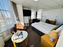 Carlton Courth Hotel Eastbourne