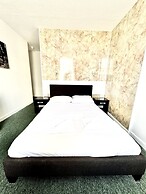 Carlton Courth Hotel Eastbourne