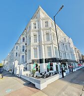 Carlton Courth Hotel Eastbourne