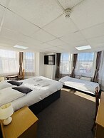 Carlton Courth Hotel Eastbourne