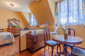 Gothic Apartments by Wonderful Italy