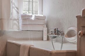 Gothic Apartments by Wonderful Italy