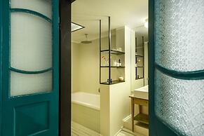 Unique and Spacious 2BR Apt with Terrace