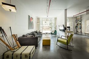 Unique and Spacious 2BR Apt with Terrace