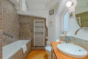 Vibrant 2BD Flat - Near London Bridge