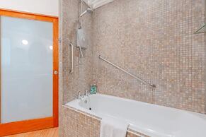 Vibrant 2BD Flat - Near London Bridge