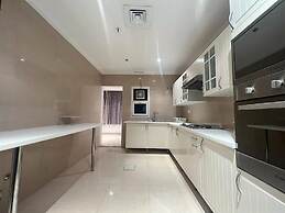 White luxury Suite hotel