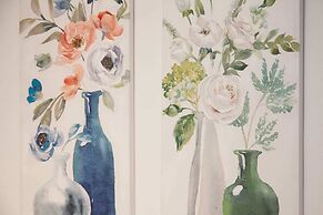 Elegant Urban Escape Apt in Kolonaki