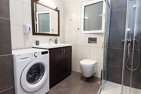 Elegant Urban Escape Apt in Kolonaki