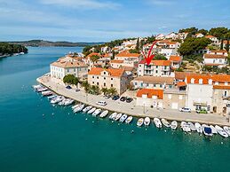 Apartment Magical View