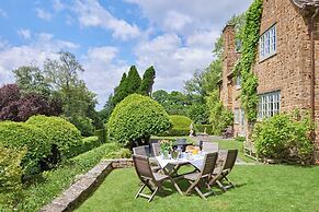 Drakestone House Manor With Breathtaking Cotswolds Views