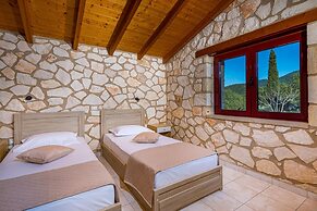 Arca Villa - Enchanting Sunset!