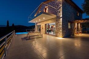 Arca Villa - Enchanting Sunset!