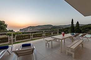 Arca Villa - Enchanting Sunset!