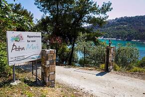 Petra Mare Apartments 1