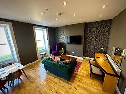 Halvard Apartments at Castletown