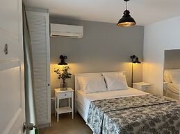 Alaçatı Moonbox Hotel