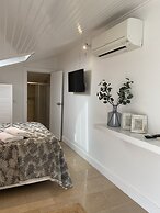 Alaçatı Moonbox Hotel