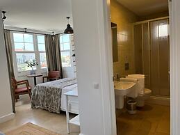 Alaçatı Moonbox Hotel