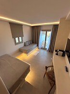 Paola Sunset Mykonos