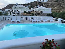 Paola Sunset Mykonos