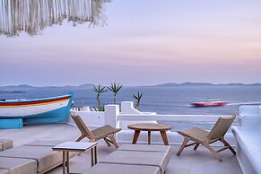 Paola Sunset Mykonos