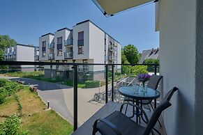 Riverside Apartment & Parking by Renters