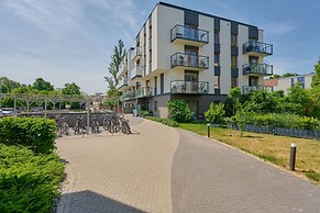 Riverside Apartment & Parking by Renters