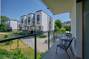 Riverside Apartment & Parking by Renters