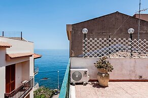 Sunrise Apartments by Wonderful Italy