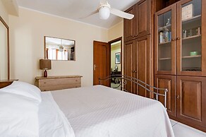 Sunrise Apartments by Wonderful Italy