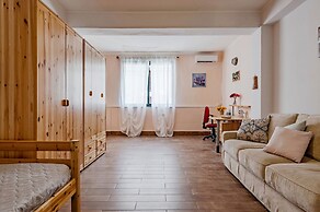 Sunrise Apartments by Wonderful Italy