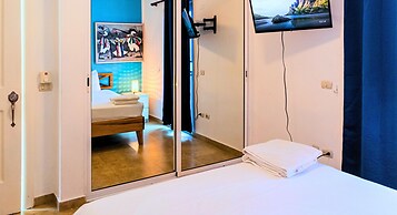 Tribe Inn & Rooftop Lounge