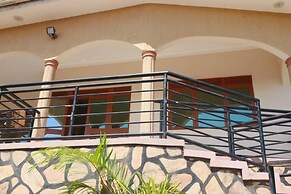 Lovely 5-bed House in Ndejje Kampala