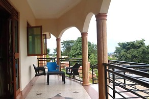 Lovely 5-bed House in Ndejje Kampala