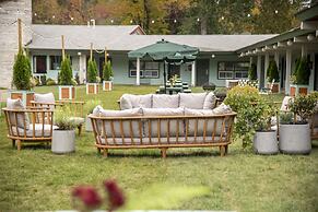 The Springs Motel