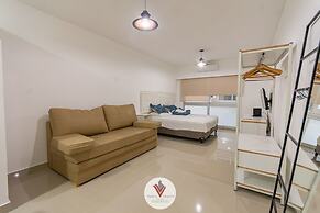 Amplio y cómodo estudio. San Telmo 221