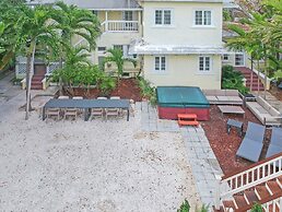 Roami at Mimosa Manor